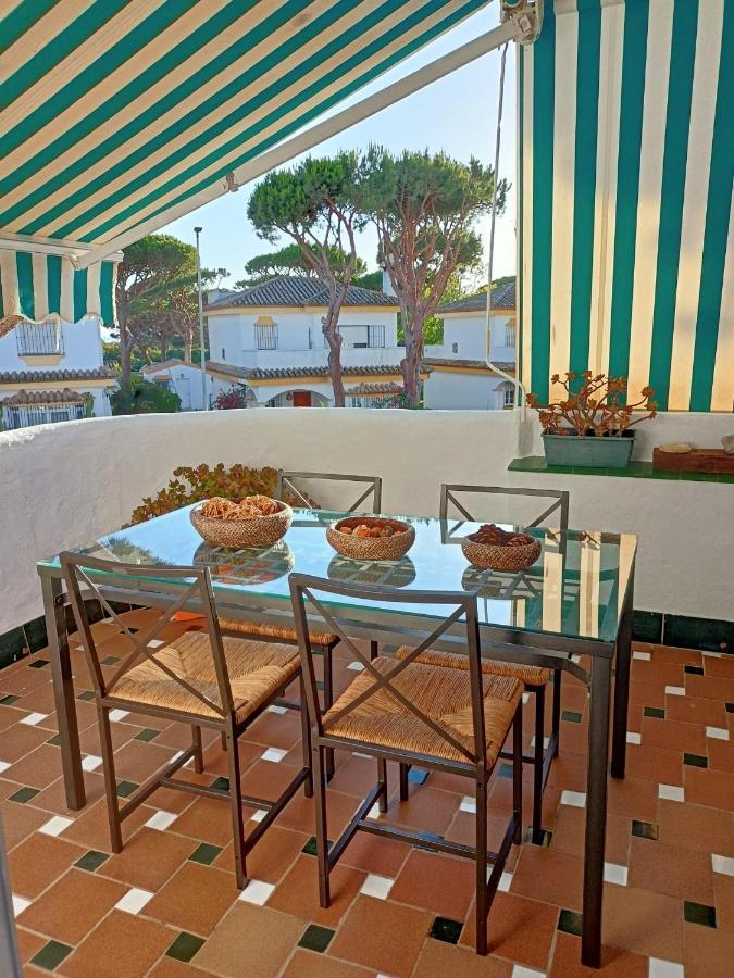 Pueblo Marinero Apartment Novo Sancti Petri Luaran gambar