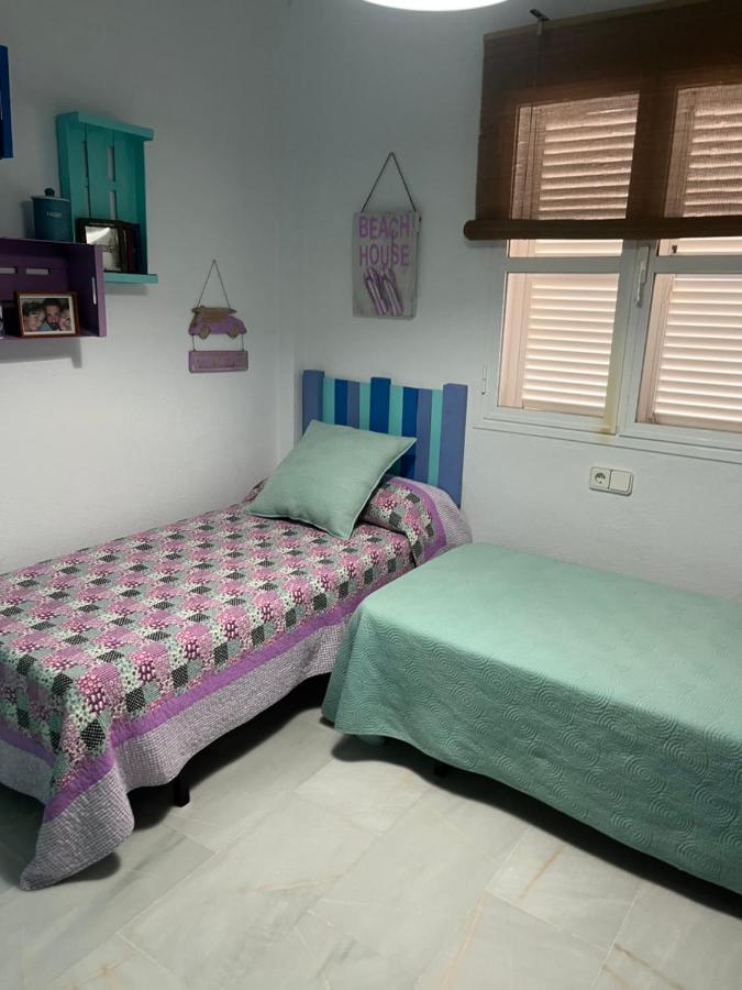 Pueblo Marinero Apartment Novo Sancti Petri Luaran gambar